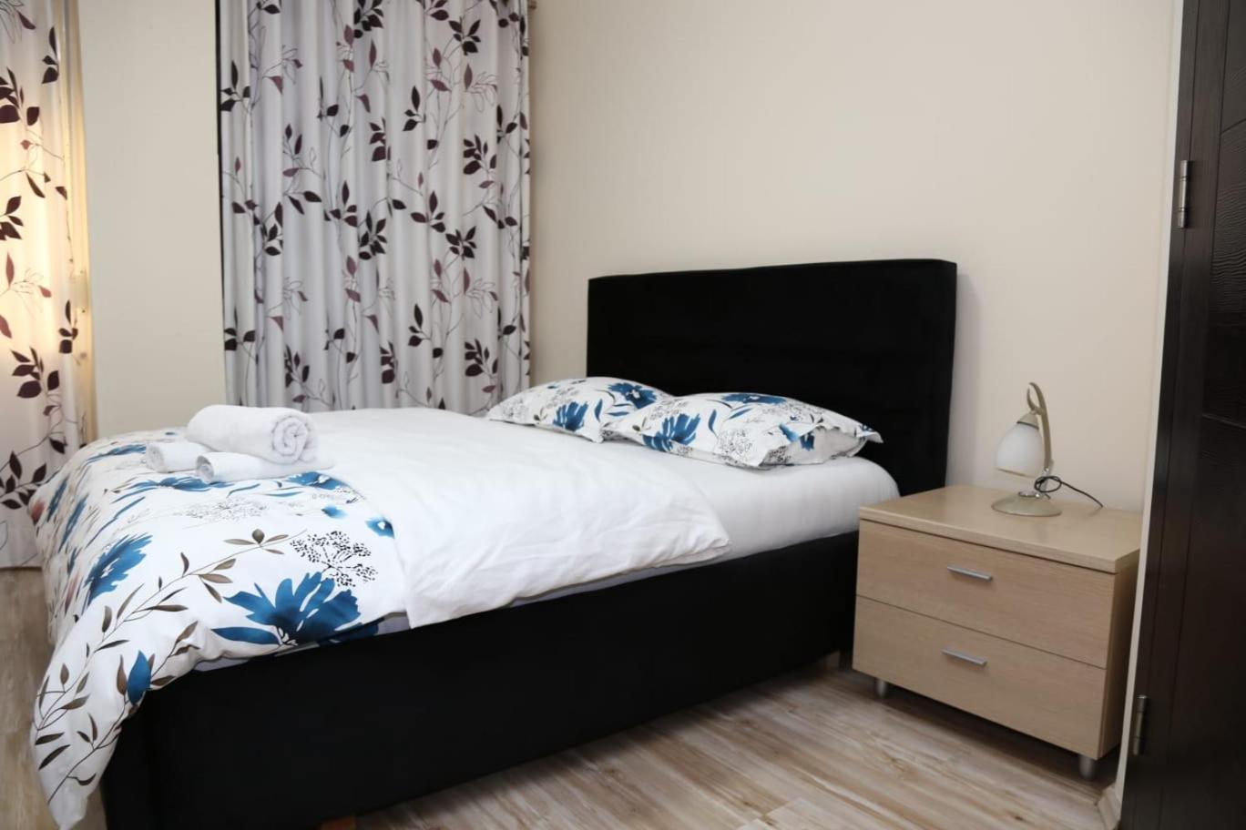 טיראנה Ergi'S Host Apartment מראה חיצוני תמונה